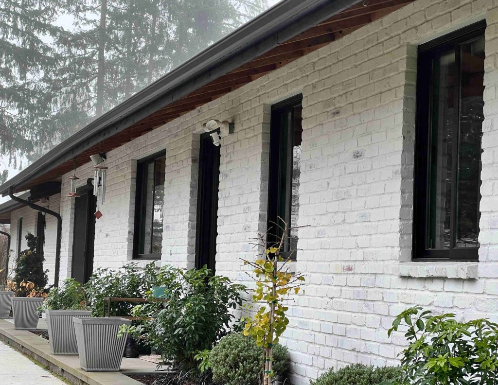 Limewashed exterior brick with Romabio Classico Limewash